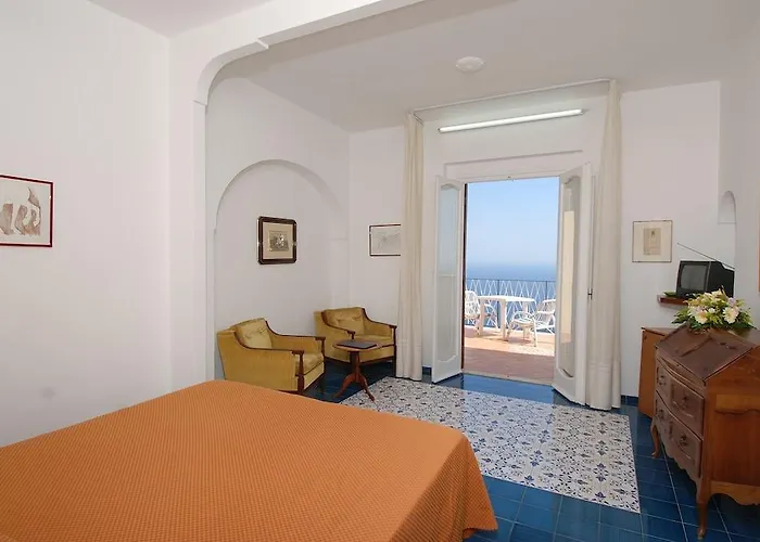 Hotell Grand Excelsior 4*