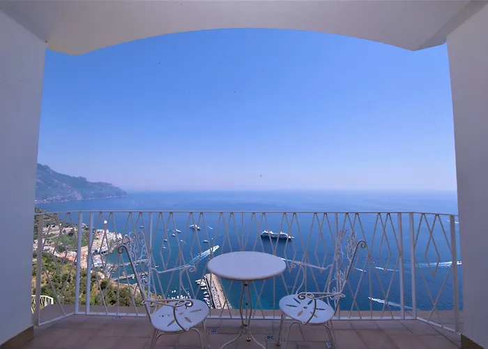 Hotell Grand Excelsior 4*