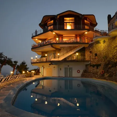 Grand Excelsior 4* Амальфі