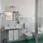 Grand Excelsior Ξενοδοχείο 4*