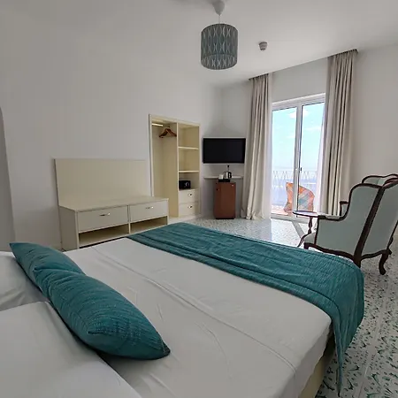 Hotel Grand Excelsior 4*