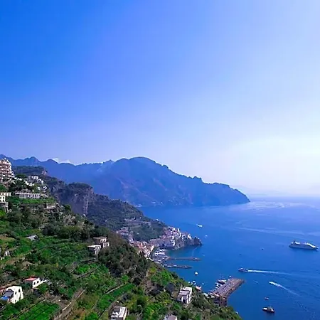 Grand Excelsior Hotel 4*