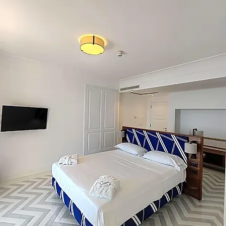 Hotel Grand Excelsior