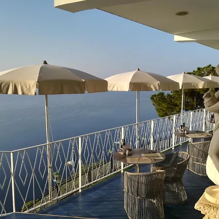 Grand Excelsior