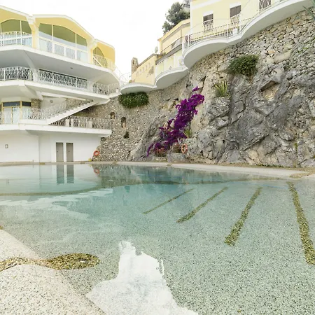 Otel Grand Excelsior