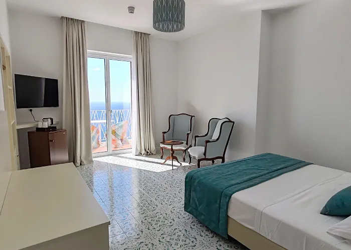 Grand Excelsior Ξενοδοχείο 4*