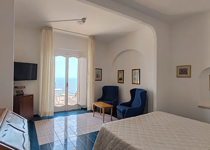 Grand Excelsior Ξενοδοχείο 4*