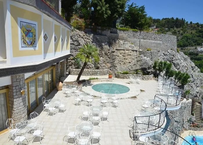 Grand Excelsior Ξενοδοχείο 4*